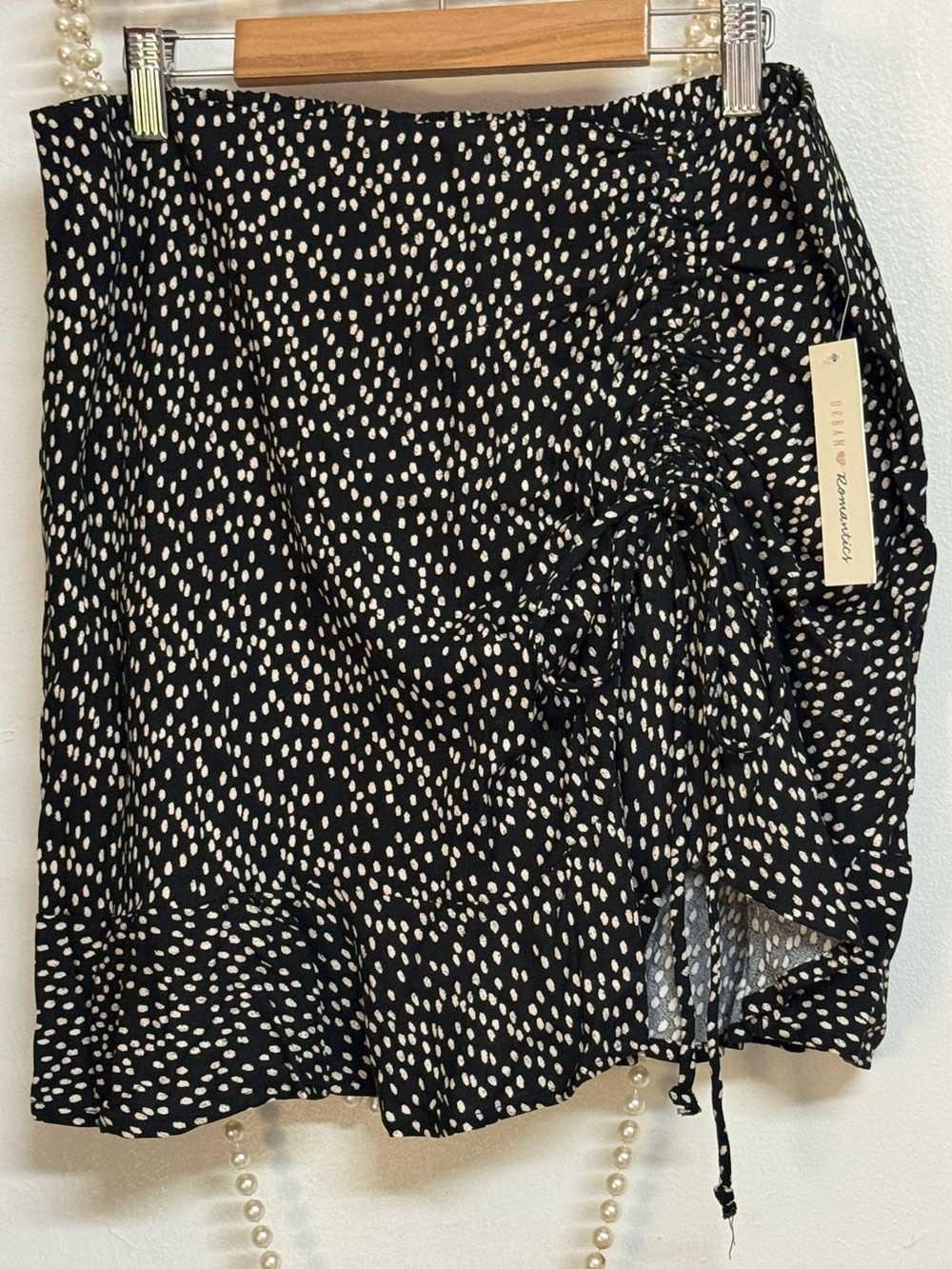 Urban Romantics Black and White Printed Ruffle  Skirt elastic waistband L